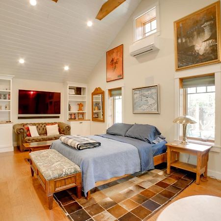 Pet-Friendly Pennsylvania Vacation Rental With Pool! Laughlintown Екстериор снимка