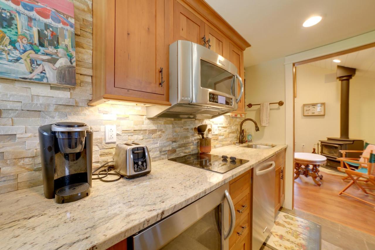 Pet-Friendly Pennsylvania Vacation Rental With Pool! Laughlintown Екстериор снимка