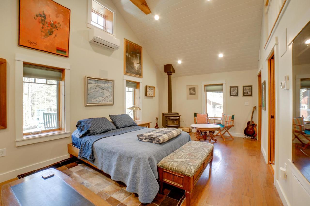 Pet-Friendly Pennsylvania Vacation Rental With Pool! Laughlintown Екстериор снимка
